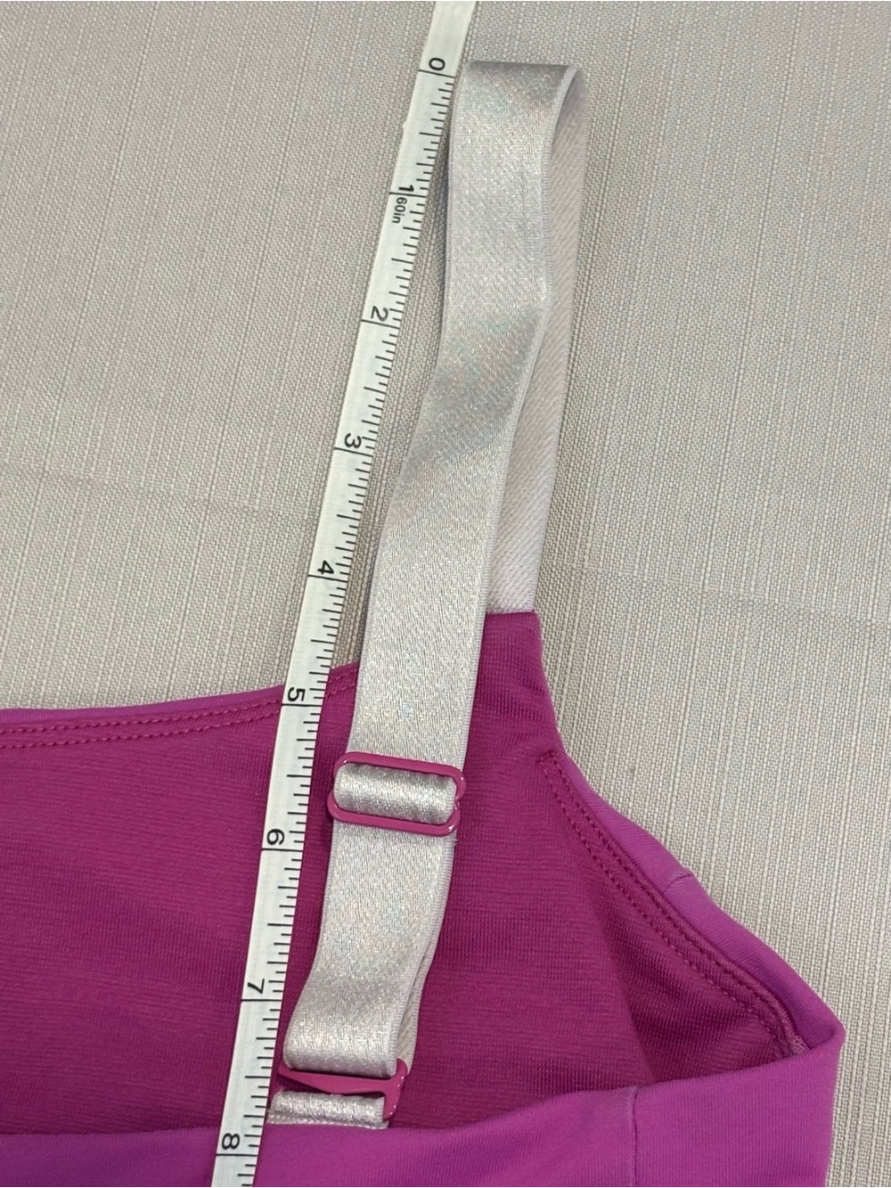 Lululemon Women's Magenta Crop Bralette with Contrast Straps #1203 - Picture 8 of 10